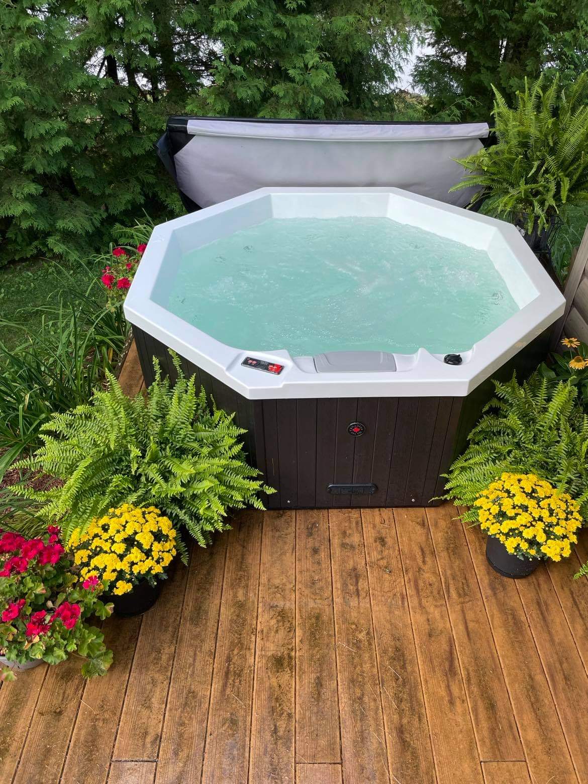 Muskoka 5-Person 14-Jet Portable Hot Tub